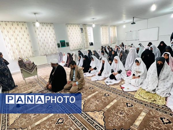 آیین تجلیل از برگزیدگان مسابقات قرآنی، فرهنگی و هنری در خاتم