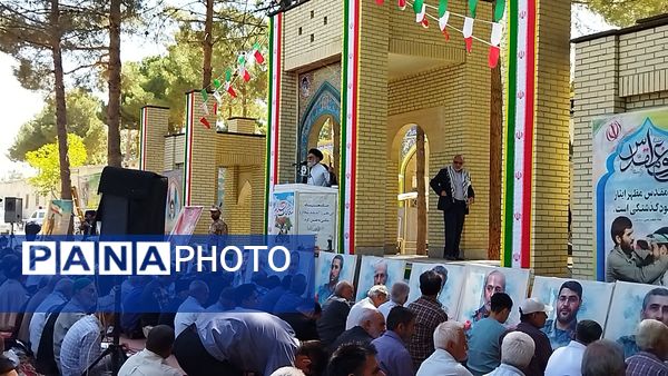 نماز جمعه در جوار شهدای بهشت فضل نیشابور 