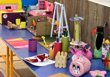 برپایی نمایشگاه کاردستی ازوسایل قابل بازیافت