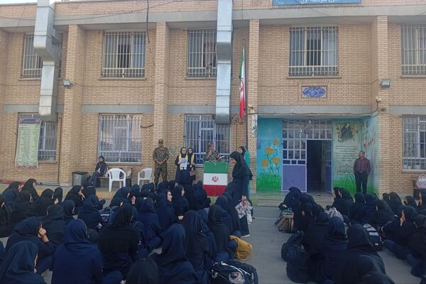 نیرویی خستگی ناپذیر که گام‌هایش همیشه محکم و استوار است 