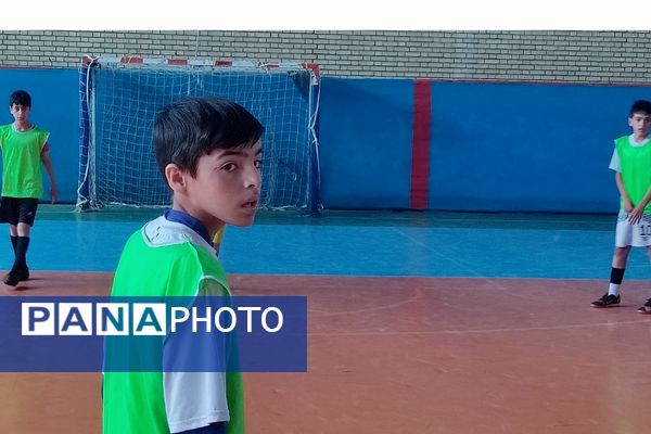 برگزاری مسابقات فوتسال دانش‌آموزان پسر منطقه کهریزک