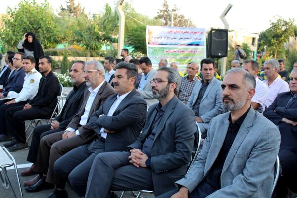 آیین افتتاح پارک شهدای اصناف در ناحیه 2 کرج