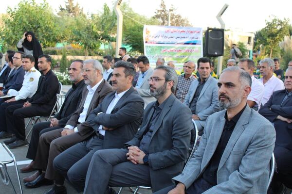 آیین افتتاح پارک شهدای اصناف در ناحیه 2 کرج