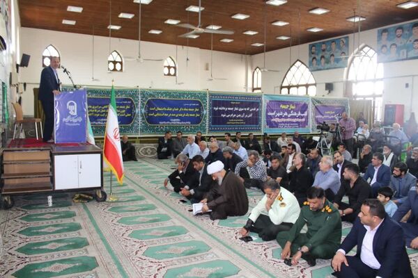 برپایی میز خدمت به‌مناسبت هفته دولت در میاندورود 