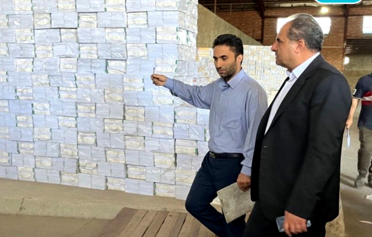 هیچ دانش‌آموزی بدون کتاب وارد کلاس درس نشود