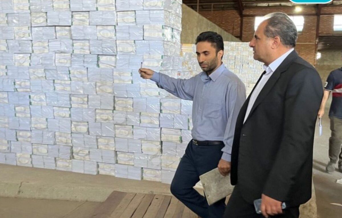 هیچ دانش‌آموزی بدون کتاب وارد کلاس درس نشود
