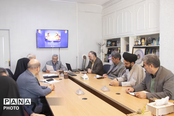 بازدید مدیرکل آموزش و پرورش خراسان رضوی از حوزه معاونت پرورشی و فرهنگی 