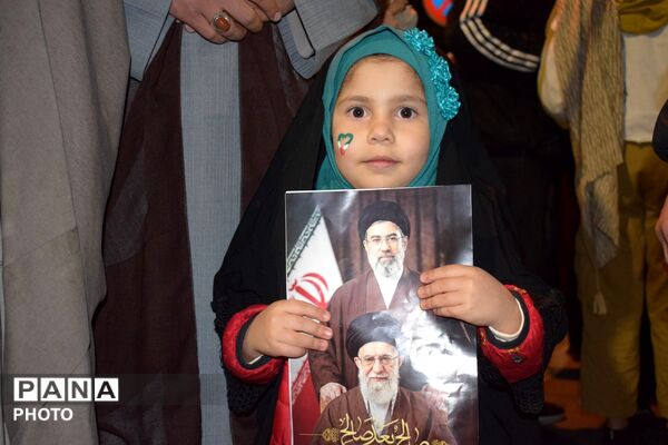 میعادگاه ایستادگی و همدلی در ملایر