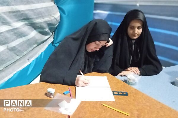 مردم بن میدان حماسه را خالی نمی‌کنند 