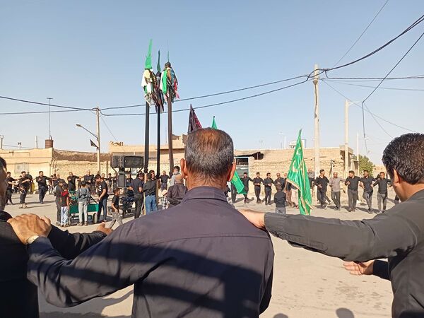آیین سنتی"حسن - حسین"در روز اربعین حسینی در خلیل آباد