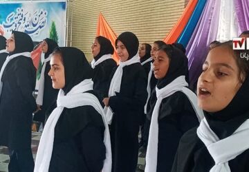 مراسم روز دانش‌آموز در آموزشگاه حجاب شهرستان درگزین
