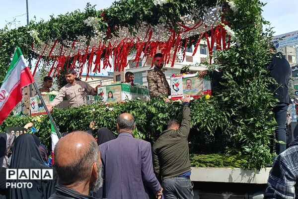 پردیس میزبان تشییع و تدفین پیکر خانواده شهید دهقان‌زاده 