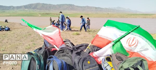 پیاده روری دانش آموزان جلگه رخ به مناسبت هفته سلامت