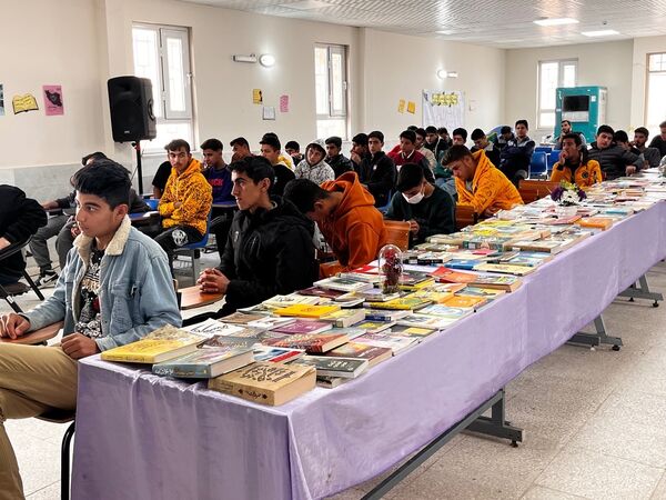 دومین نشست «قاضی در مدرسه» با حضور رئیس دادگستری درگز در هنرستان نوید