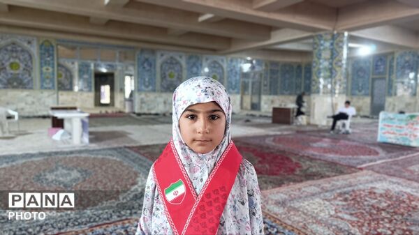 حضور پیشتازان کوچک در آیین عبادی‑سیاسی نماز جمعه