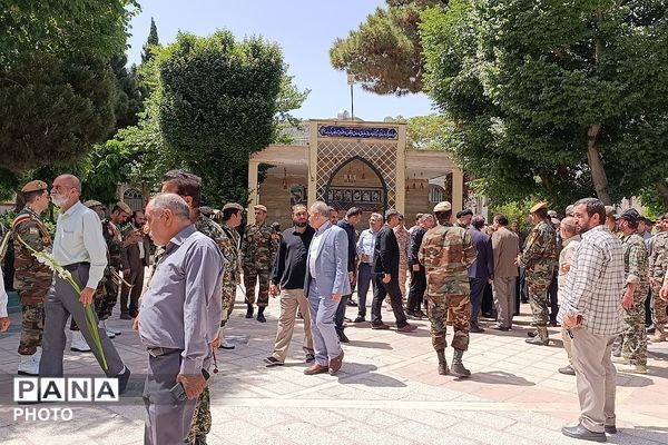 خرمشهرِ خدمت» در شهریار؛ مسئولان با لاله‌های گلزار پیمان بستند