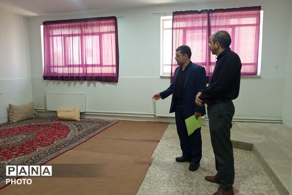 بازدید مسئولین از مدارس میزبان اسکان در بهارستان دو