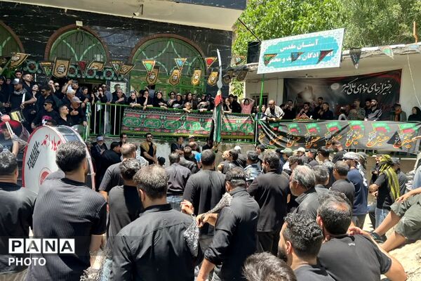 حضور فرماندار و مسئولان فیروزکوه در آیین‌های عاشورایی روستاهای لزور و وشتان