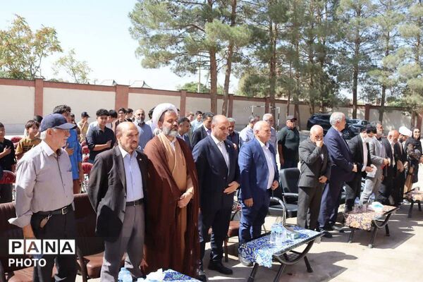 آیین افتتاح مدرسه خیرساز شهید قبادیان در روستای هفت‌جوبه