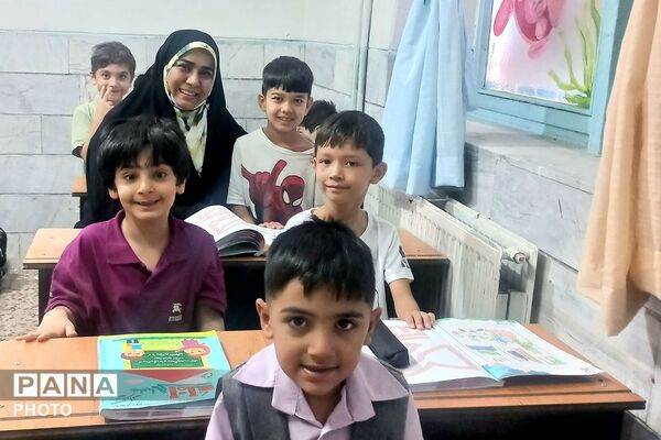 پایان دوره کوتاه‌مدت تابستانه نوآموزان بدو ورود به دبستان در ناحیه دو شهرری 