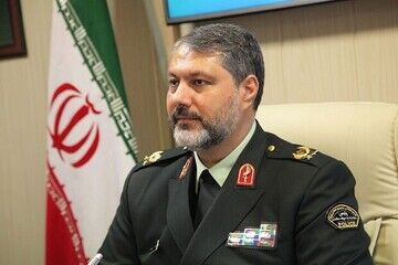 پلیس ایران کلاهبرداری ۷۰۰ هزار دلاری خارجی را دستگیر و به کشورش تحویل داد