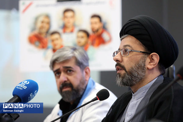 آیین تجلیل از از خبرنگاران هلالیتا