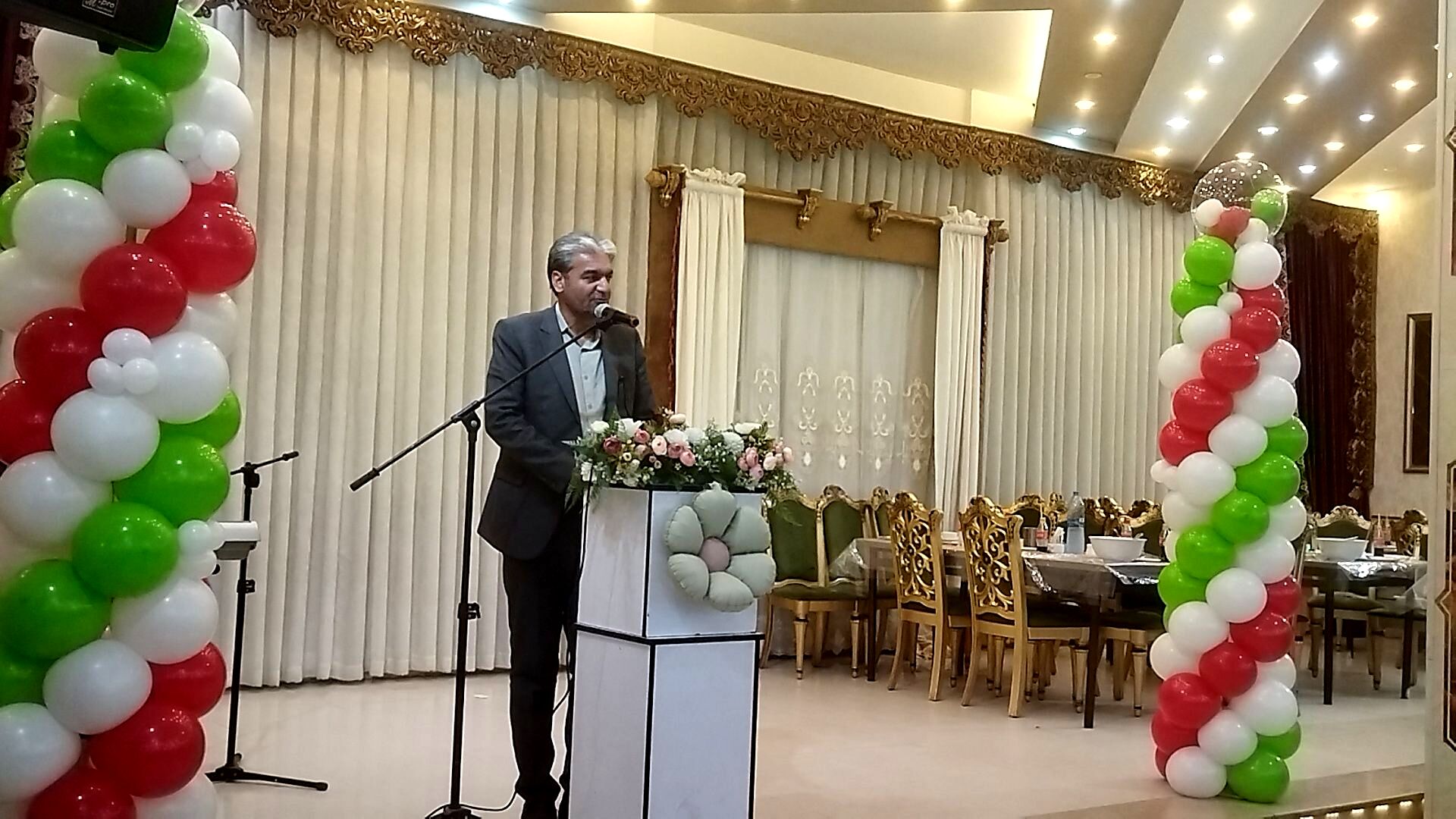 گرامیداشت هفته امور تربیتی در تالار فرهنگیان نیشابور  