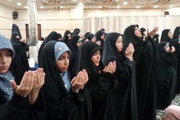 اعتکاف دانش‌آموزی ناحیه یک مشهد،فرصتی برای نزدیک‌تر شدن به خدا