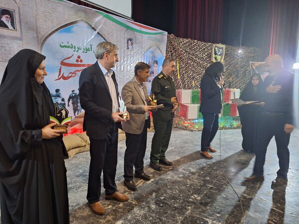 یادواره شهدای دانش‌آموز  در شهرستان مرودشت 