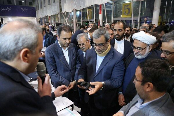 بازدید استاندار خراسان رضوی از دستاوردهای پژوهش و نوآوری در نمایشگاه مشهد