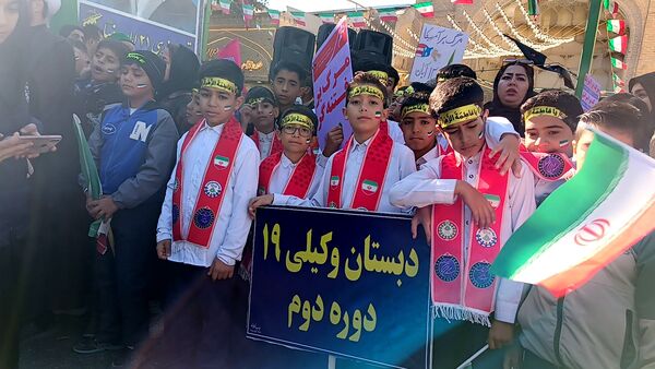 راهپیمایی یوم الله روز 13 آبان