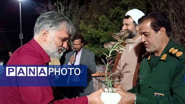 نشست خبری فرمانده سپاه گناباد با اصحاب رسانه