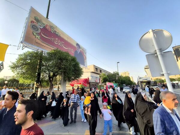  جشن بزرگ امام رضایی‌ها در مشهد مقدس
