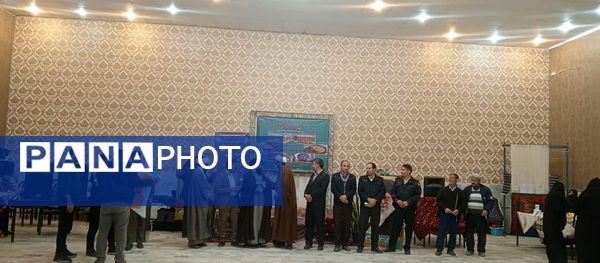 جشنواره بومی محلی و جشن دهه فجر در شهر تیتکانلو