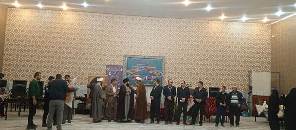 جشنواره بومی محلی و جشن دهه فجر در شهر تیتکانلو
