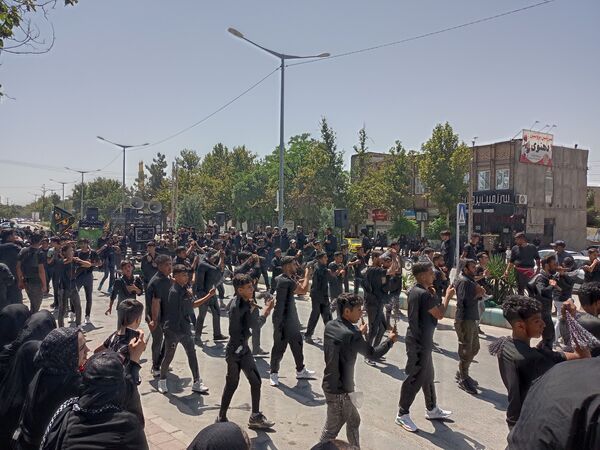 تعزیه خوانی عاشورا در روستای برزنون