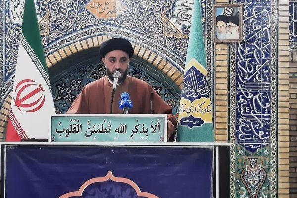 استفاده ناصحیح از فضای مجازی موجب افت علمی دانش‌آموزان شده است