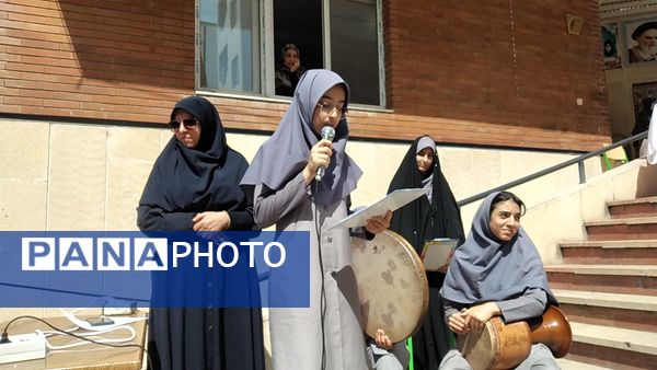 جشن روز معلم دبیرستان شهیده محبوبه دانش 