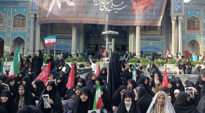 مراسم یادبود شهدای خانواده امام شهید و رهبر معظم انقلاب اسلامی 