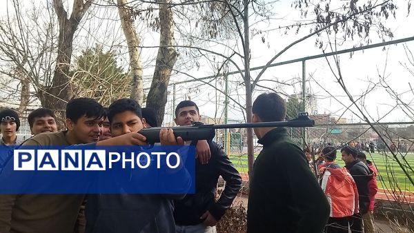 روز اول از مسابقات تیراندازی شهید سبحانی فر و شهید علی آبادی در دبیرستان شاهد ابوذر غفاری 