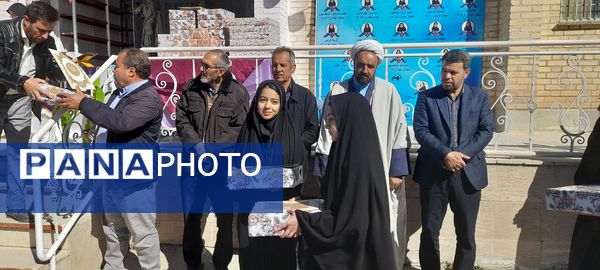 تجلیل از دانش‌آموزان ممتاز آموزشگاه پگاه