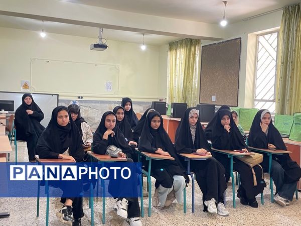 آموزش عکاسی فصل رویش انجمن اسلامی