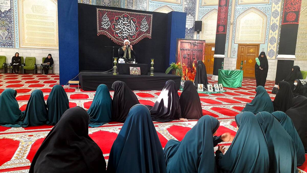 مراسم شهادت حضرت فاطمه در مسجد امام باقر(ع)