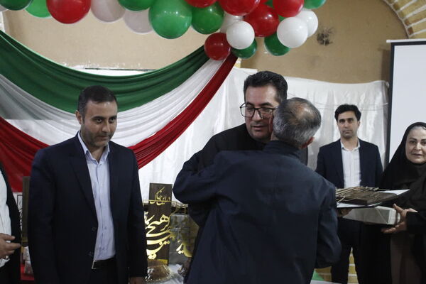 تقدیر از بازنشستگان شهرستان گرمه