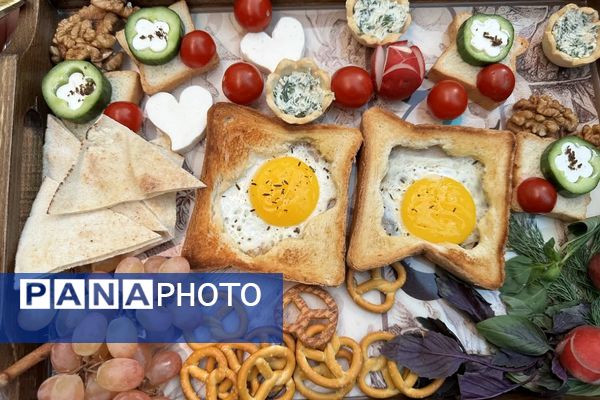 برگزاری مراسم صبحانه سلامت در دبستان نیلوفر رفیعی ناحیه دو شهرری 