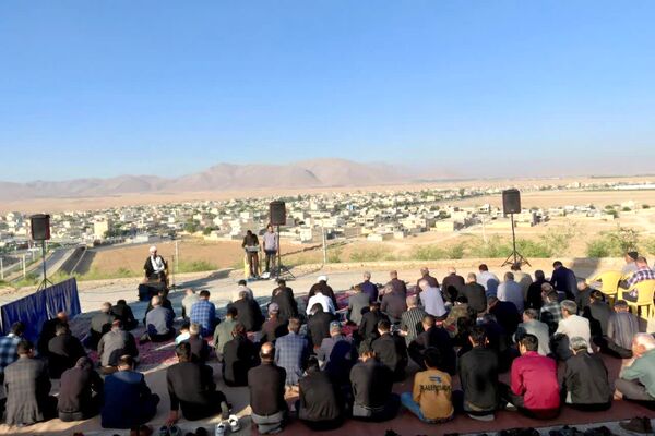 برگزاری مراسم پرفیض دعای ندبه در تپه نورالشهدا شهر نقنه