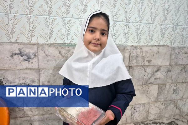 سبزِ سلامت، سپیدِ صداقت، سرخِ زندگی در دبستان هدی