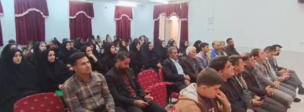آیین رونمایی از کتاب راهنمای مدیر و معلم 