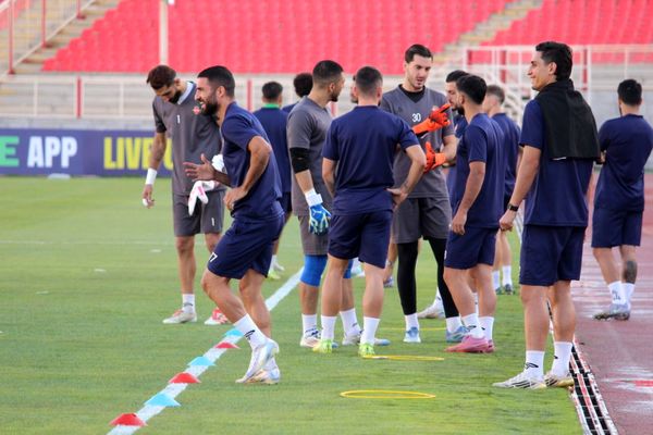 تمرین بازیکنان تیم تراکتور پیش از بازی با الوحده امارات
