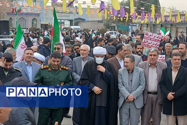 حضور مردم چهاردانگه در جشن چهل و هفتمین سالگرد شکوهمند انقلاب اسلامی